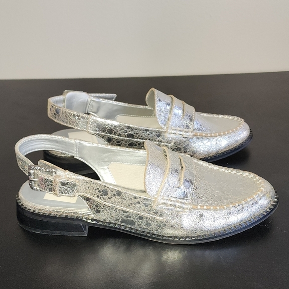 Dolce Vita Silver Flats with Strap Detail - Picture 6 of 8